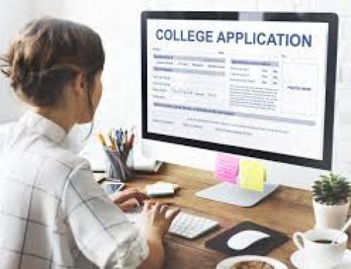 College Applications: 8 Key Factors to Consider When Deciding Where to Apply